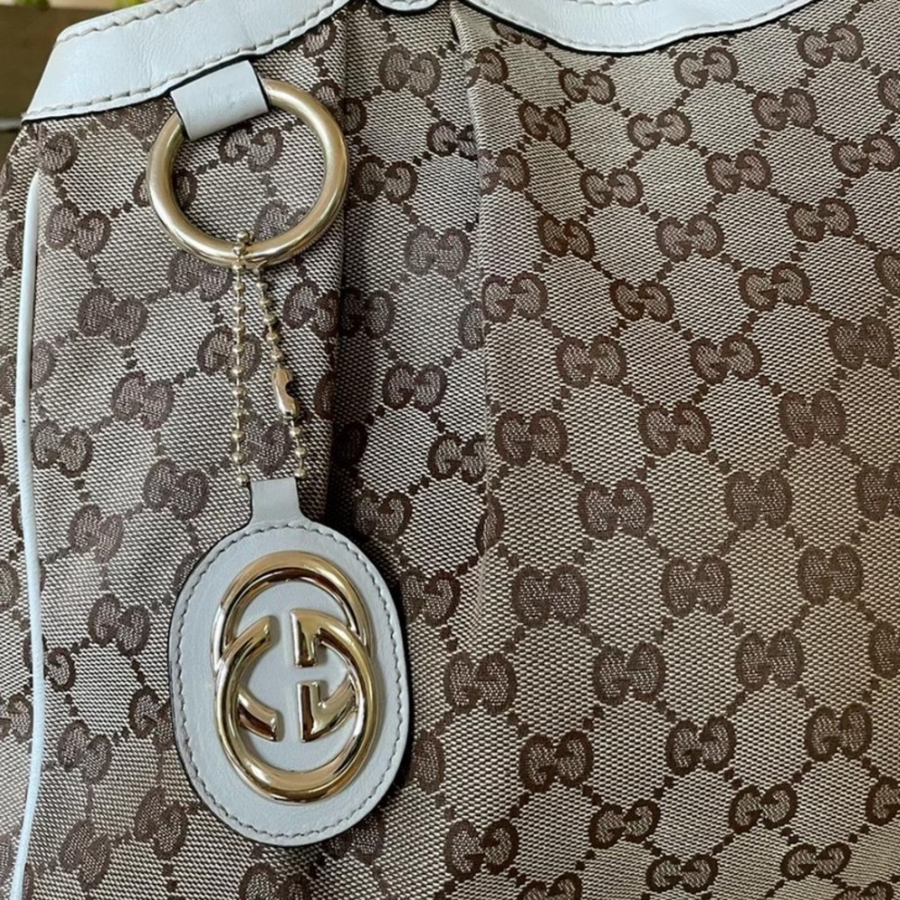 gucci bag $650 100% authentic